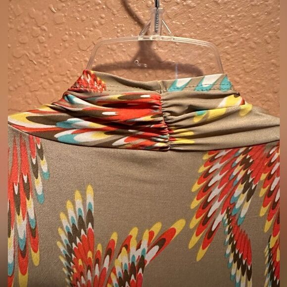 Zig Zag Stripe tan colorful jacket - Picture 4 of 7